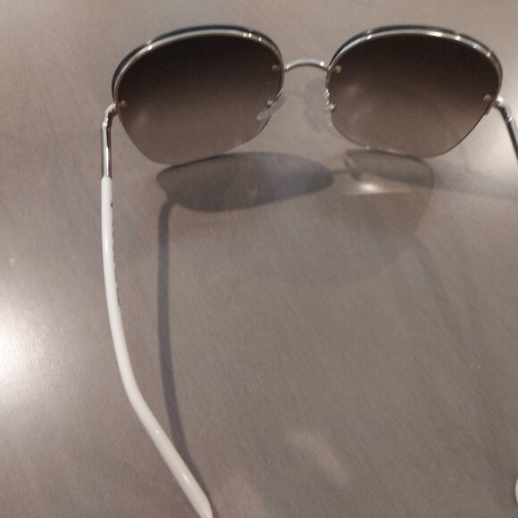 Used Prada Sunglasses - Picture 5 of 7